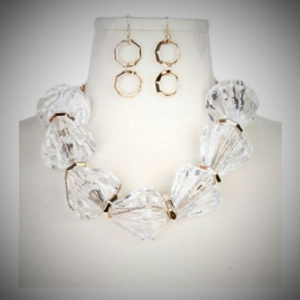 Necklace Set